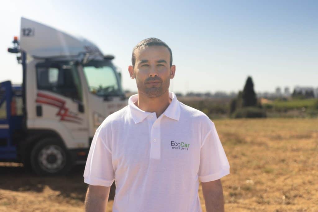 שי בן דוד נותן השירות באתר eco-car